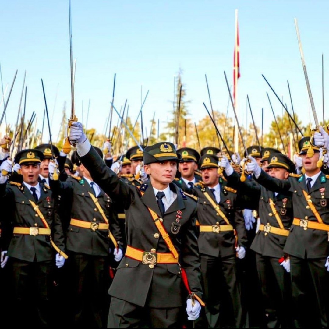 askerler_hepimiz_mustafa_kema_in-1